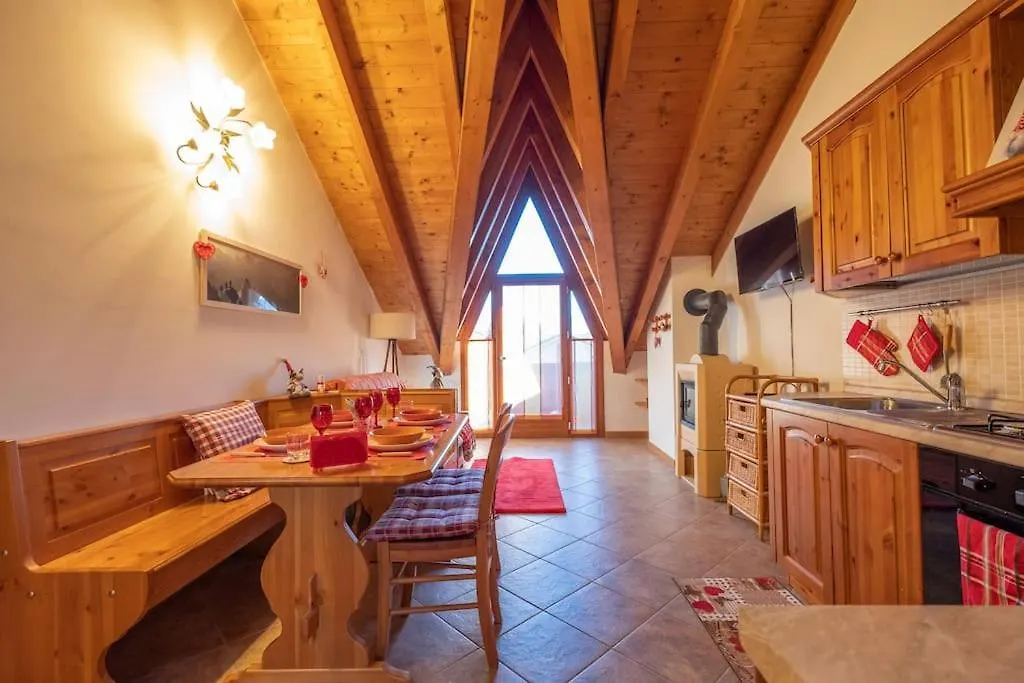 Happy Guest Apartments - Alpin Chalet Borno Italien